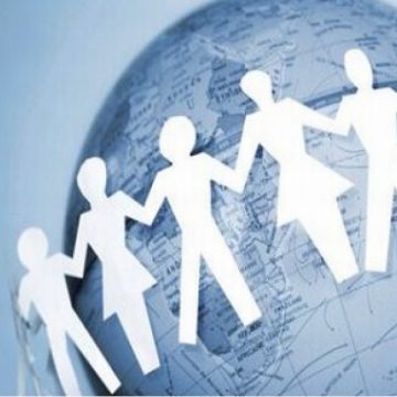 SIGHET: Membrii Partidei Rromilor din Sighet cer drepturi  şi şanse egale la marşul împotriva discriminării de la Bucureşti