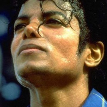 Michael Jackson urma să fie scos în secret din SUA, dacă era găsit vinovat de molestare de minori
