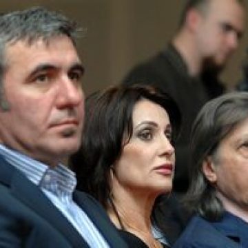 Nadia Comăneci, Gheorghe Hagi, Ilie Năstase şi Ion Ţiriac au făcut pledoarie pentru tenis Nadia Comăneci, Gheorghe Hagi, Ilie Năstase şi Ion Ţiriac au făcut pledoarie pentru tenis