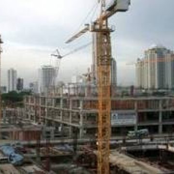 Numărul autorizaţiilor de construire a scăzut cu 5,6% în primele opt luni