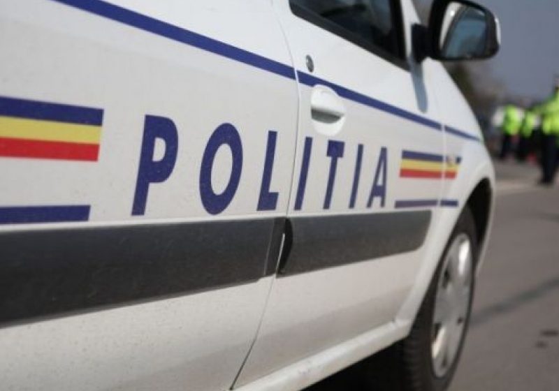 O fetiţă de 3 ani din Şieu a fost accidentată în timp ce traversa strada în fugă
