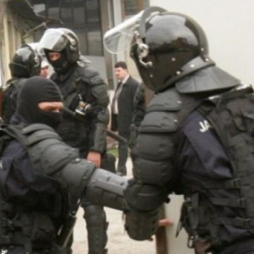Percheziţii în căutarea ţigărilor de contrabandă în Maramureş