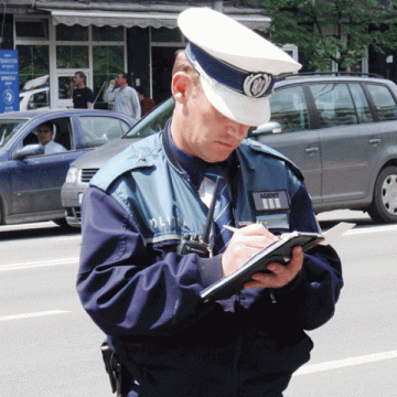 Numărul poliţiştilor din stradă va fi mai mare la deschiderea noului an şcolar