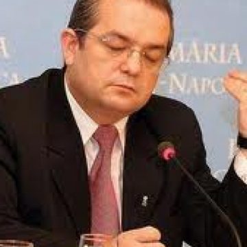 Premierul Emil Boc infirmă comasarea comunelor pentru alegerile locale