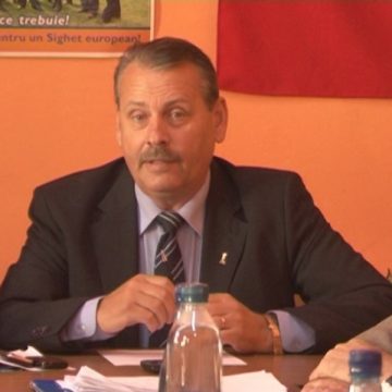 Preşedintele Consiliului Judeţean Maramureş, Mircea Man acuză conducerea spitalului Sighet că politizează instituţia