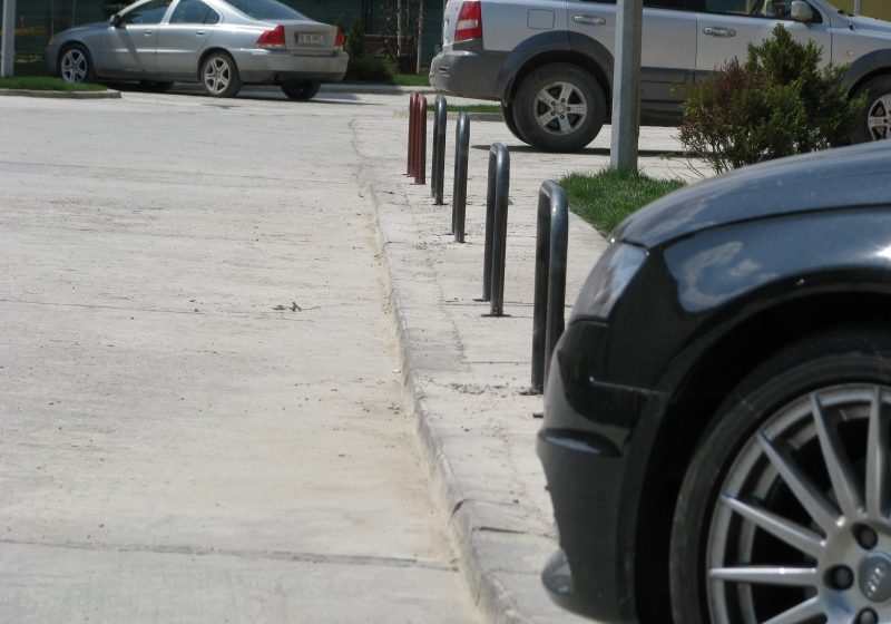 Prins în timp ce vroia să vândă maşina altcuiva