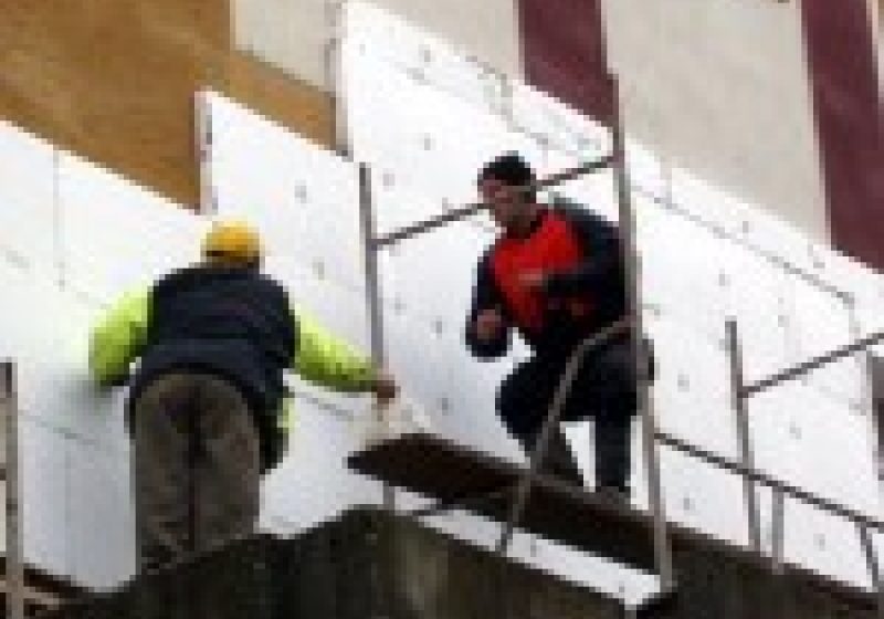 Scutiţi de impozit dacă rebilitează termic clădirea
