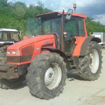 Două utilaje suspecte a fi furate au fost descoperite de poliţiştii de frontieră maramureşeni Două utilaje suspecte a fi furate au fost descoperite de poliţiştii de frontieră maramureşeni