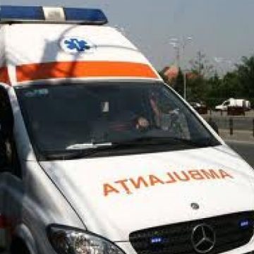 Coliziune frontală între două autoturisme într-o curbă deosebit de periculoasă în comuna Bârsana Coliziune frontală între două autoturisme într-o curbă deosebit de periculoasă în comuna Bârsana