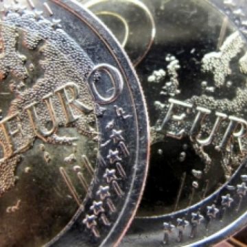 Accizele pe 2012 vor fi calculate la un curs de 4,3001 lei/euro Accizele pe 2012 vor fi calculate la un curs de 4,3001 lei/euro