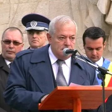 Baia Mare: Amintiri din armată depănate de autorităţile locale şi judeţene, de Ziua Armatei Baia Mare: Amintiri din armată depănate de autorităţile locale şi judeţene, de Ziua Armatei