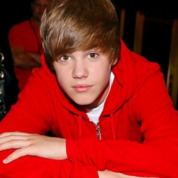 Cântăreţul Justin Bieber riscă să stea cinci ani la închisoare Cântăreţul Justin Bieber riscă să stea cinci ani la închisoare
