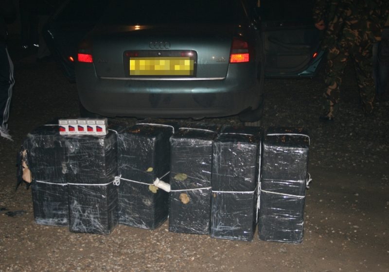 2 dosare penale întocmite şi 4.800 pachete ţigări de contrabandă confiscate de poliţiştii de frontieră maramureşeni 2 dosare penale întocmite şi 4.800 pachete ţigări de contrabandă confiscate de poliţiştii de frontieră maramureşeni