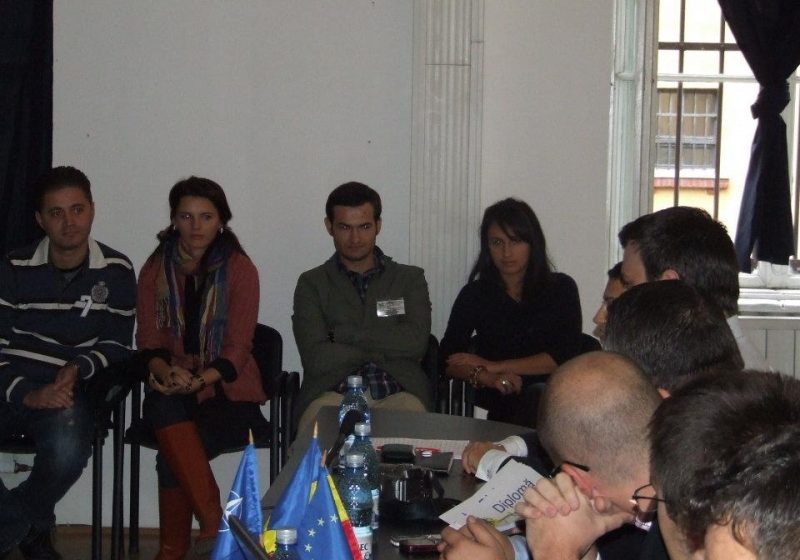 Un moldovean de peste Prut, câştigătorul concursului de eseuri din cadrul şcolii Gheorghe I.Brătianu de la Sighet Un moldovean de peste Prut, câştigătorul concursului de eseuri din cadrul şcolii Gheorghe I.Brătianu de la Sighet