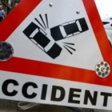 Ciocnire între două autovehicule la o intersecţie de pe raza oraşului TG Lăpuş Ciocnire între două autovehicule la o intersecţie de pe raza oraşului TG Lăpuş