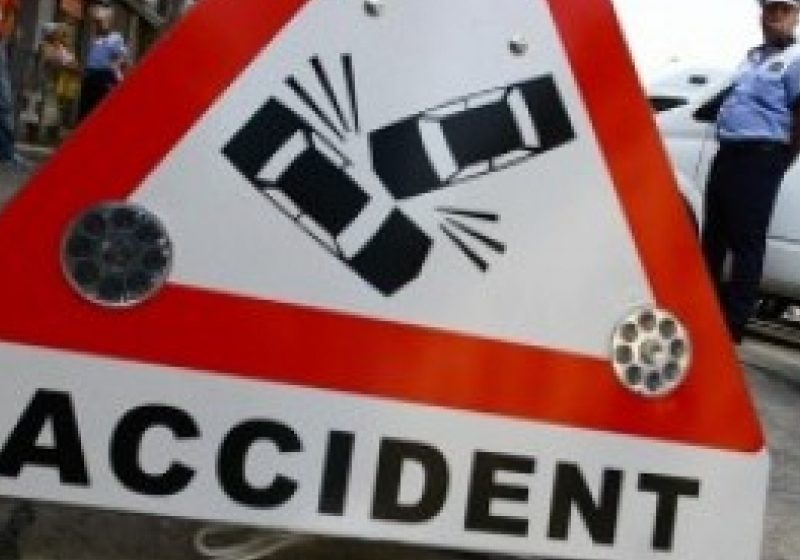 Ciocnire între două autovehicule la o intersecţie de pe raza oraşului TG Lăpuş Ciocnire între două autovehicule la o intersecţie de pe raza oraşului TG Lăpuş
