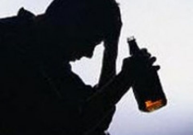 Borşa: Tăiat cu sabia de fratele său în timpul unui conflict stârnit pe fondul consumului de alcool Borşa: Tăiat cu sabia de fratele său în timpul unui conflict stârnit pe fondul consumului de alcool