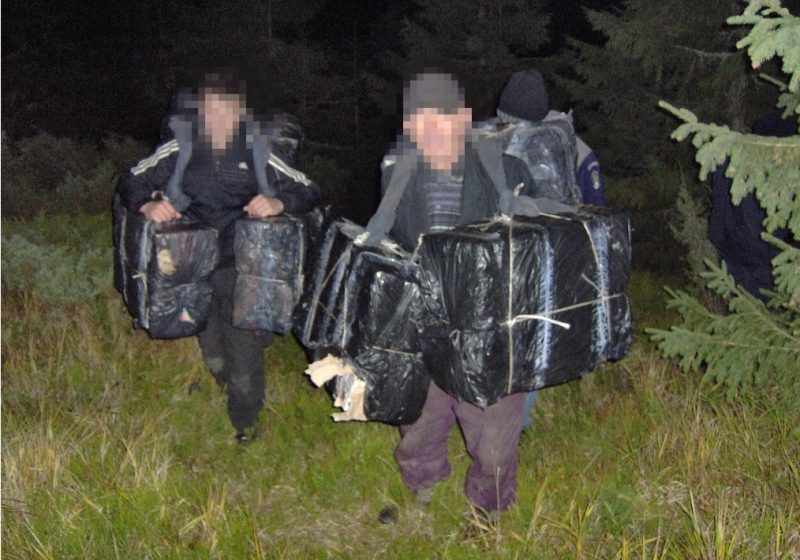 Contrabandişti reţinuţi la frontieră