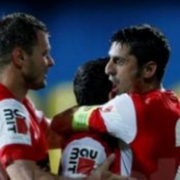 Dinamo învinge cu 5-0 pe Gaz Metan Severin şi se califică în sferturile Cupei Dinamo învinge cu 5-0 pe Gaz Metan Severin şi se califică în sferturile Cupei