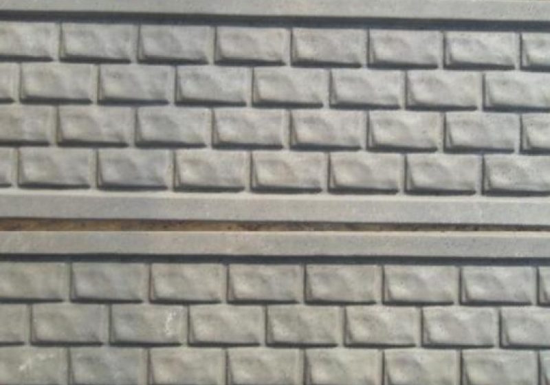 Baia Mare: A intrat cu maşina în gardul de beton al unei grădiniţe Baia Mare: A intrat cu maşina în gardul de beton al unei grădiniţe