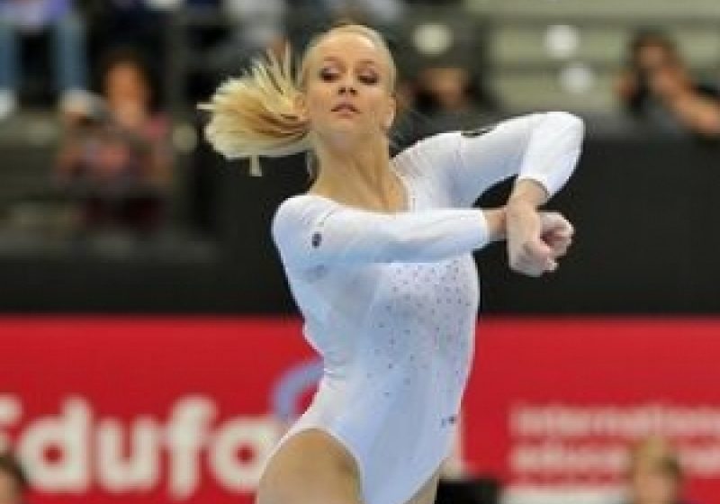 Gimnastică artistică: Echipa feminină a României, lider după primele 2 subdiviziuni la Mondialele de la Tokyo