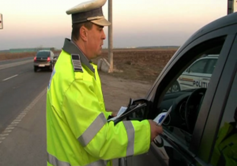 Mai multe accidente au fost consemnate de poliţişti pe drumurile judeţene din Maramureş provocate de încălcarea legislaţiei rutiere