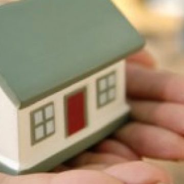 Jumătate dintre locuinţele din România sunt asigurate