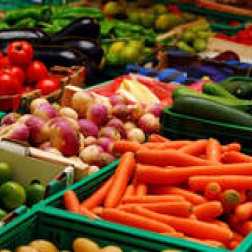 Chinezii, interesaţi să investească în legumele româneşti