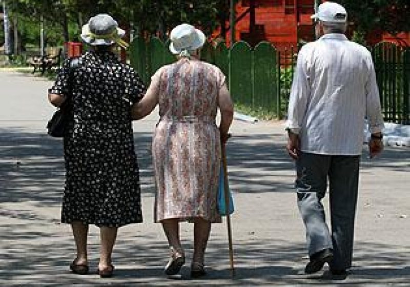 Pensionarii vor o discuție cu ministrul Budăi Pensionarii vor o discuție cu ministrul Budăi