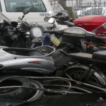 Percheziţii domiciliare ample în Maramureş privind furturile de scutere şi motociclete Percheziţii domiciliare ample în Maramureş privind furturile de scutere şi motociclete