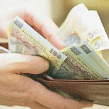Poliţiştii au identificat un tânăr din Baia Mare care a jefuit un bărbat în vârstă de 89 de ani