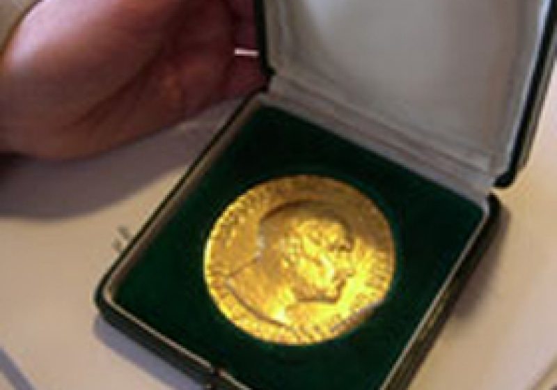 Premiul Nobel?  Mâncaţi-aş pescăruşul, boierule!