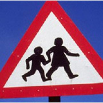 Copiii şi tinerii din Maramureş implicaţi în proiectul de educaţie rutieră"Atenţie! Circul şi eu" Copiii şi tinerii din Maramureş implicaţi în proiectul de educaţie rutieră"Atenţie! Circul şi eu"