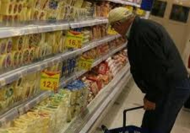 România are mâncare scumpă din cauza TVA şi pentru că utilizează materie primă din afară