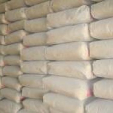 300 kg de ciment „căzuţi” dintr-o autoutilară în curtea unui localnic din Strîmtura 300 kg de ciment „căzuţi” dintr-o autoutilară în curtea unui localnic din Strîmtura