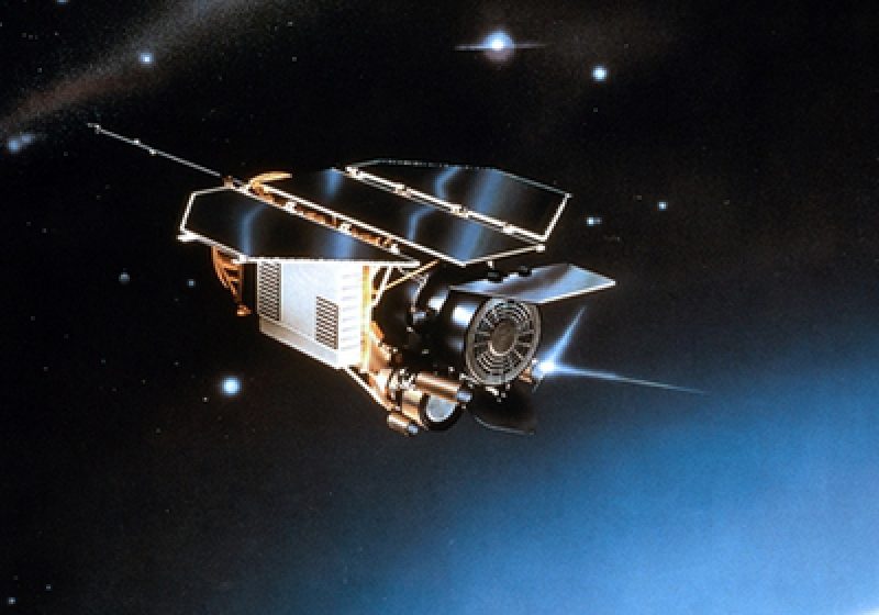 Satelitul german de mărimea unei maşini va cădea pe Pământ sâmbătă spre duminică