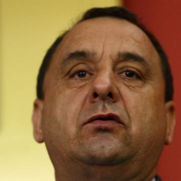 Secretarul de stat Silviu Bian, arestat de Tribunalul Bucureşti pentru luare de mită Secretarul de stat Silviu Bian, arestat de Tribunalul Bucureşti pentru luare de mită
