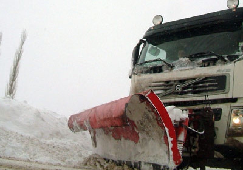 SIGHET: Utilajele de deszăpezire, pregătite de iarnă SIGHET: Utilajele de deszăpezire, pregătite de iarnă
