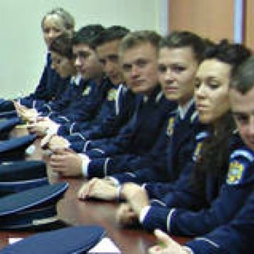 Studenţii Academiei de Poliţie „Alexandru Ioan Cuza”au depus Jurământul militar