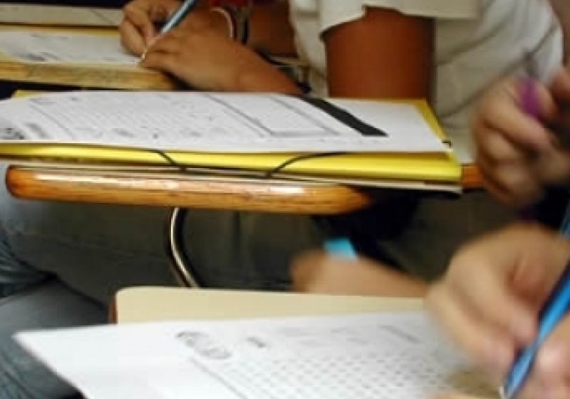Ministerul Educaţiei vrea să facă o bază de date cu subiectele la examene