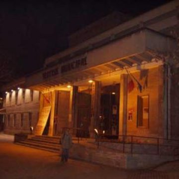 Baia Mare: MIERCUREA DE POEZIE, al zecelea recital de poezie şi muzică la Teatrul Municipal din Baia Mare Baia Mare: MIERCUREA DE POEZIE, al zecelea recital de poezie şi muzică la Teatrul Municipal din Baia Mare