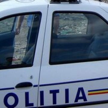 MAMĂ UCISĂ DE FIU: Un tânăr din Bârsana şi-a ucis în bătaie mama şi l-a adus pe patul de spital pe tatăl său, în stare foarte gravă