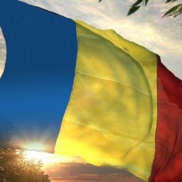 SIGHET: "Hai sa-ntindem hora mare", de 1 Decembrie, pe scuarul de la „Curtea Veche" SIGHET: "Hai sa-ntindem hora mare", de 1 Decembrie, pe scuarul de la „Curtea Veche"