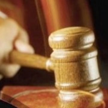 După ce a primit 8 ani de închisoare pentru că şi-a ucis copilul nou născut, tânăra din Văleni a atacat sentinţa în instanţă