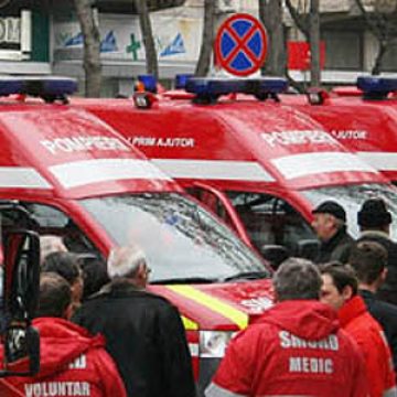 Maramureş: Târgu Lăpuş, Bogdan Vodă, Borşa şi Fărcaşa sunt localităţile care ar putea beneficia în această lună de ambulanţe SMURD Maramureş: Târgu Lăpuş, Bogdan Vodă, Borşa şi Fărcaşa sunt localităţile care ar putea beneficia în această lună de ambulanţe SMURD