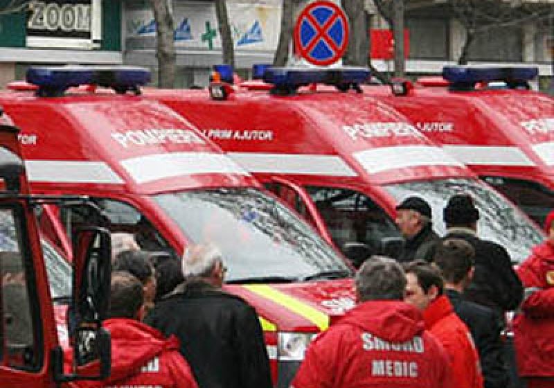 Maramureş: Târgu Lăpuş, Bogdan Vodă, Borşa şi Fărcaşa sunt localităţile care ar putea beneficia în această lună de ambulanţe SMURD Maramureş: Târgu Lăpuş, Bogdan Vodă, Borşa şi Fărcaşa sunt localităţile care ar putea beneficia în această lună de ambulanţe SMURD