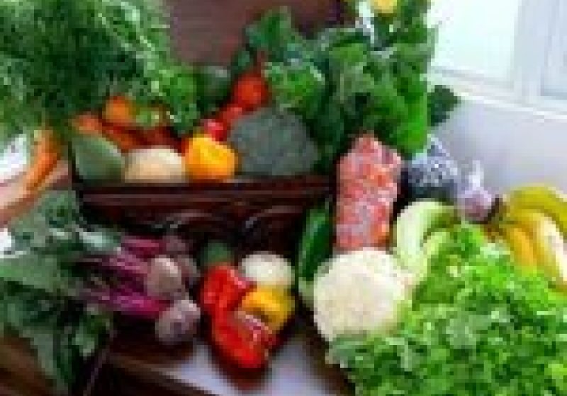 Românul strânge cureaua şi alocă un buget tot mai mic pentru alimente Românul strânge cureaua şi alocă un buget tot mai mic pentru alimente