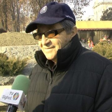 Pentru a proteja sute de cetăţeni de riscul producerii de incendii, Incepand de maine producătorii vor fi obligaţi să pună în vânzare ţigări "cu tendinţă redusă de aprindere"