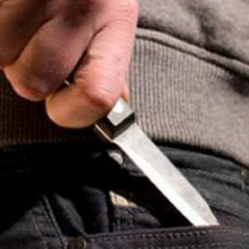 Bărbatul din Borşa care şi-a înjunghiat concubina este cercetat pentru tentativă la omor Bărbatul din Borşa care şi-a înjunghiat concubina este cercetat pentru tentativă la omor