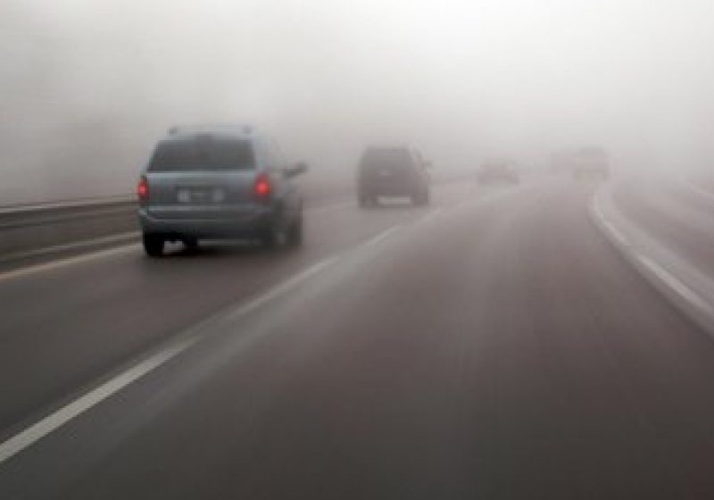 Baia Mare: Avertizarea cod galben de ceaţă a fost prelungită până dimineaţă la ora 4.00